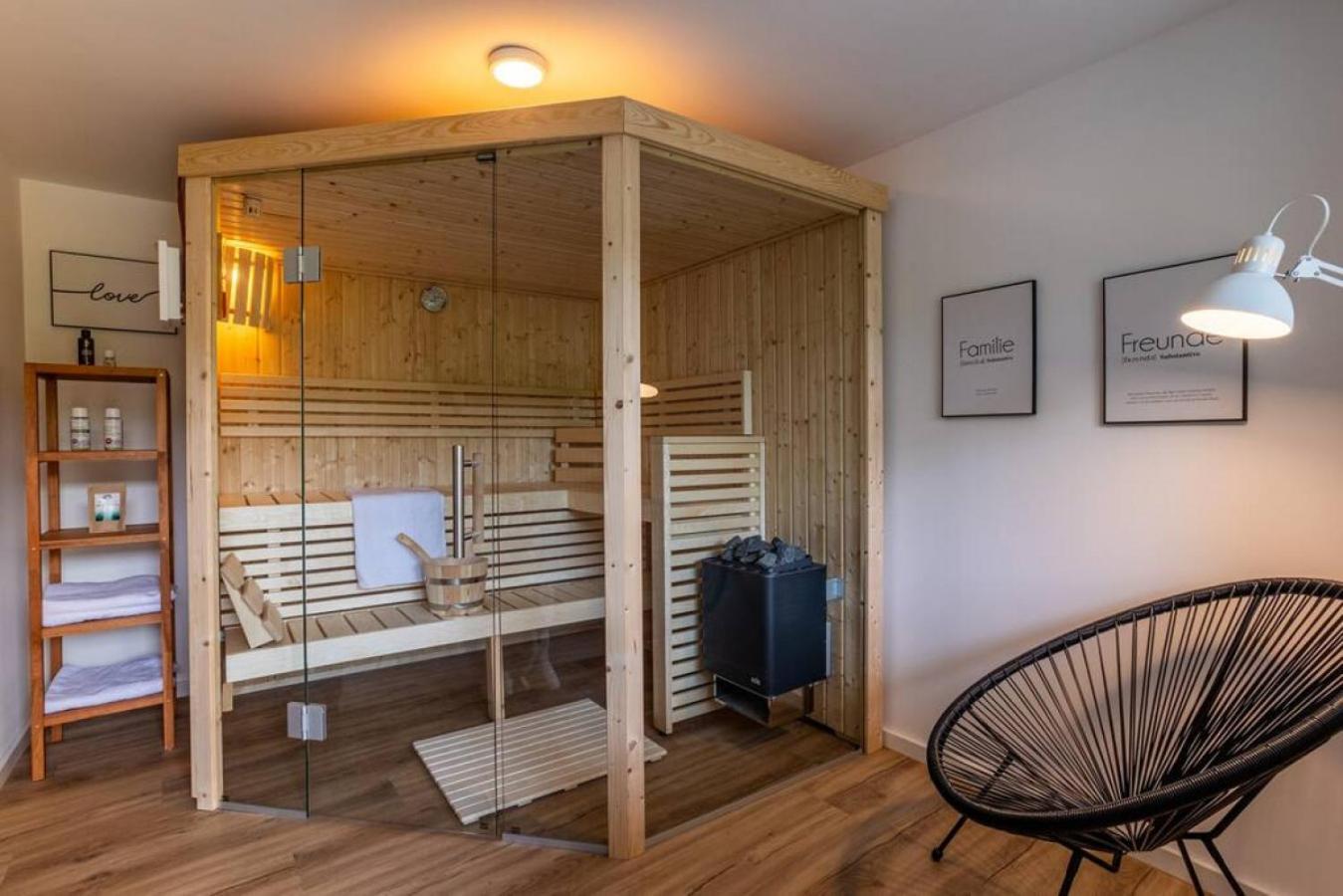 Adenauer Zwoelf - Das 5 Sterne Ferienhaus Mit Sauna Und Garten Am Eifelsteig Kerpen  Exterior foto